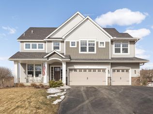 20377 Hampton Ct, Lakeville, MN 55044