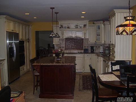 3rd image of 1966 Ashley Pl