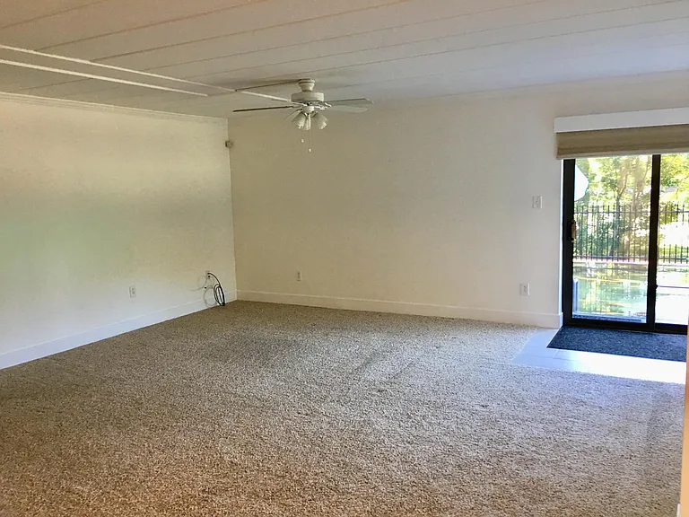Living Rm