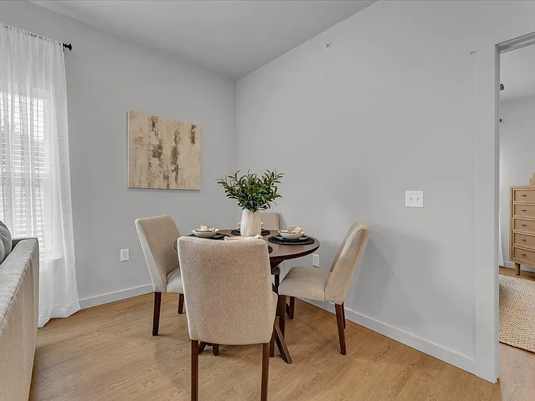 818 S Morningside Dr #411 — Photo 22