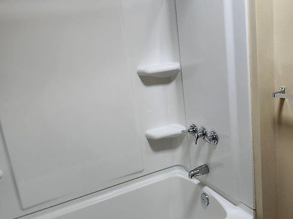 4th image of 705 Church St #1