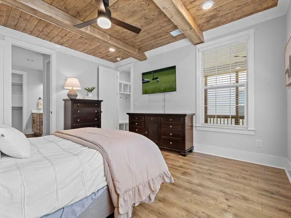 1043 Braidwood Ln, Franklin, TN 37064