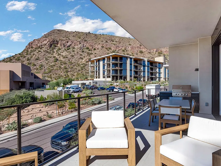 4849 N Camelback Ridge Rd #B203 — Photo 20