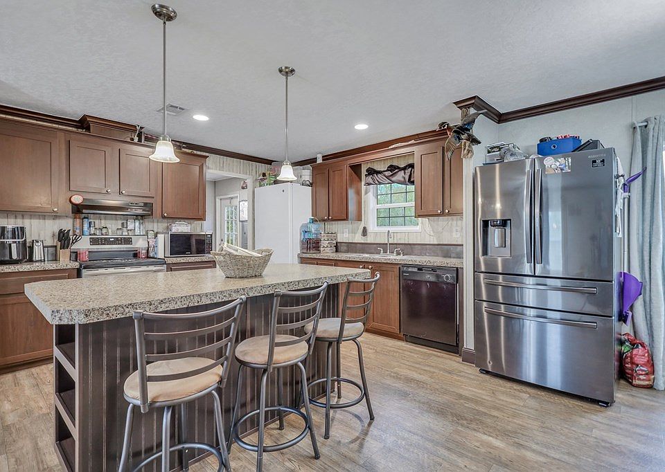 1369 Red Hill Rd, Jesup, GA 31545 Zillow