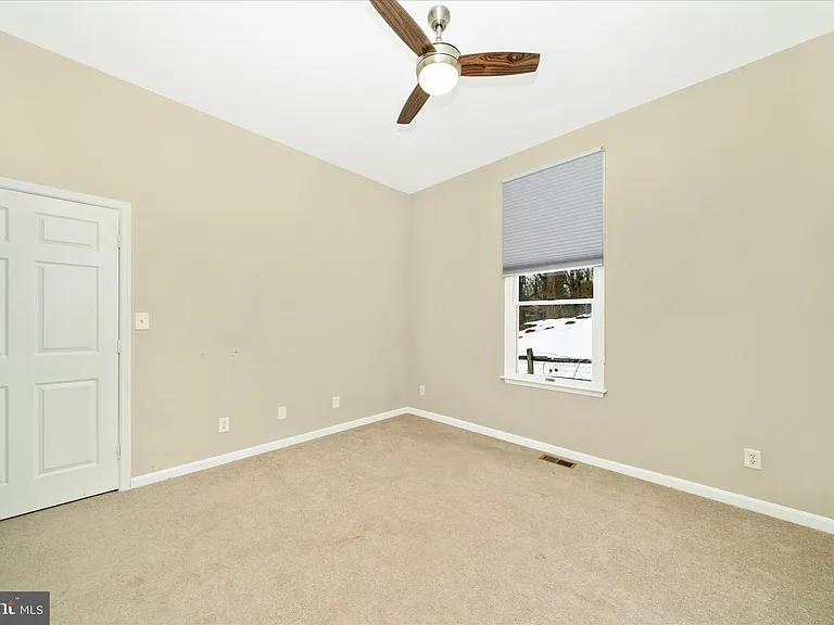 3313 Moline Rd — Photo 42