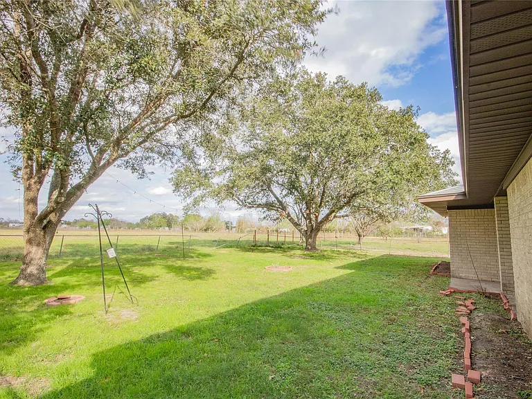 12617 FM 1887 Rd — Photo 24