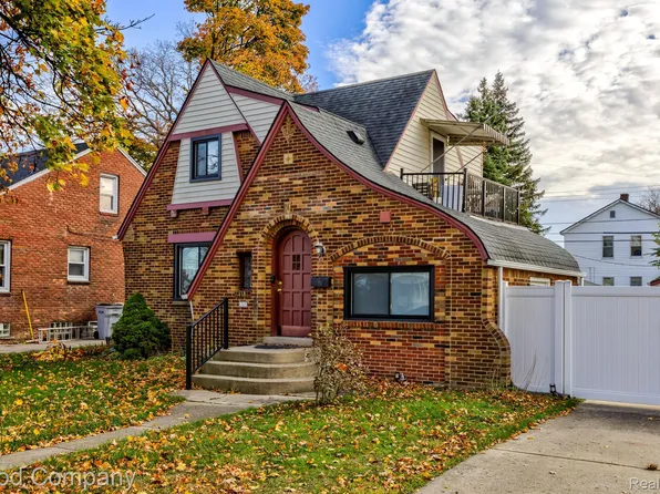 418 E Jarvis Ave, Hazel Park, MI 48030