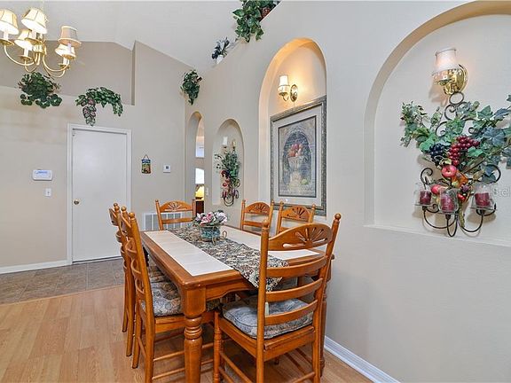 4th image of 544 Woodland Creek Blvd