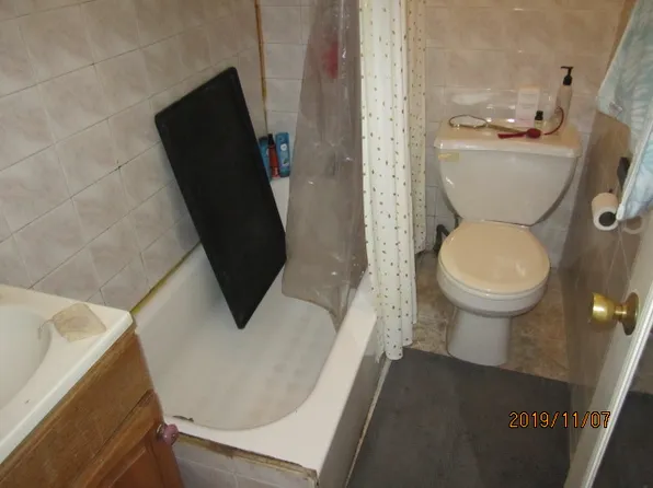 353 Franklin Avenue image 1 of 6