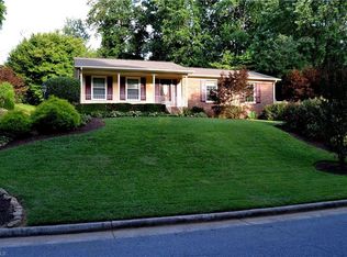 413 Woodhaven Dr, Burlington, NC 27217