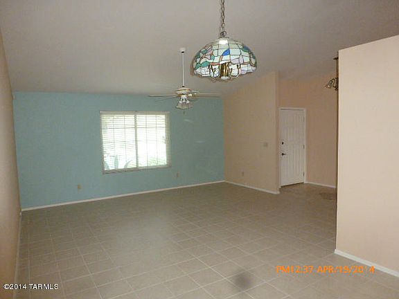 5th image of 2821 W Redmond Dr