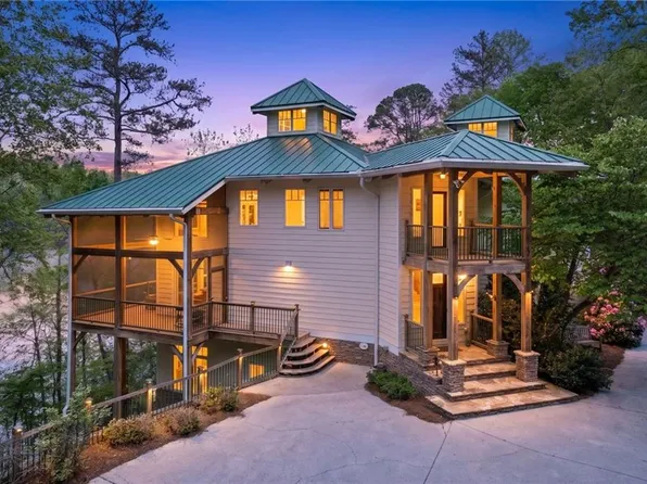 8990 Fields Way, Gainesville, GA 30506