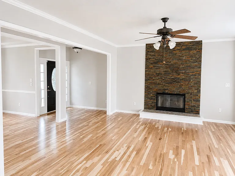 13251 Bluejacket St — Photo 4