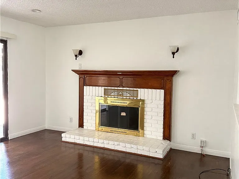 2211 S 8th Ave — Photo 11