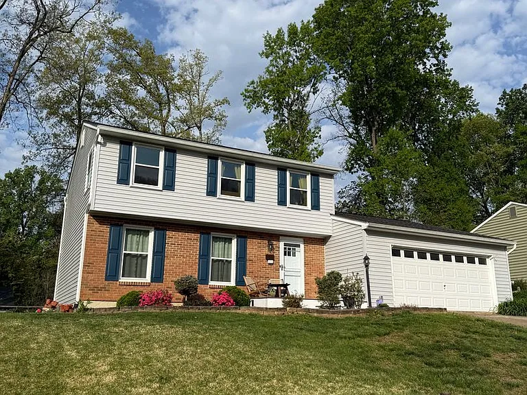 15310 Holly Hill Dr — Photo 2