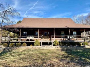 2501 Soper Dr, Odin, IL 62870