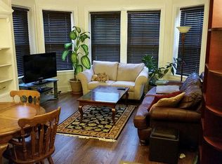 5624 N Campbell Ave #2, Chicago, IL 60659