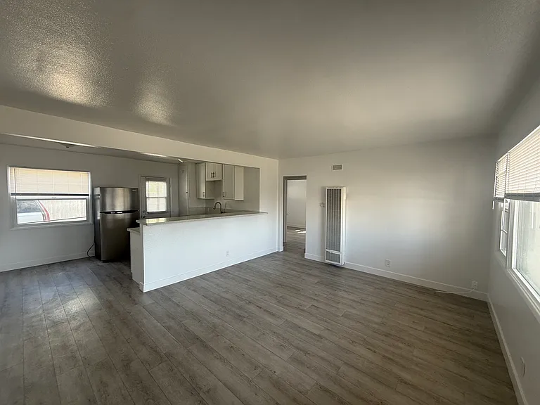15 N Dos Caminos Ave #17 — Photo 2