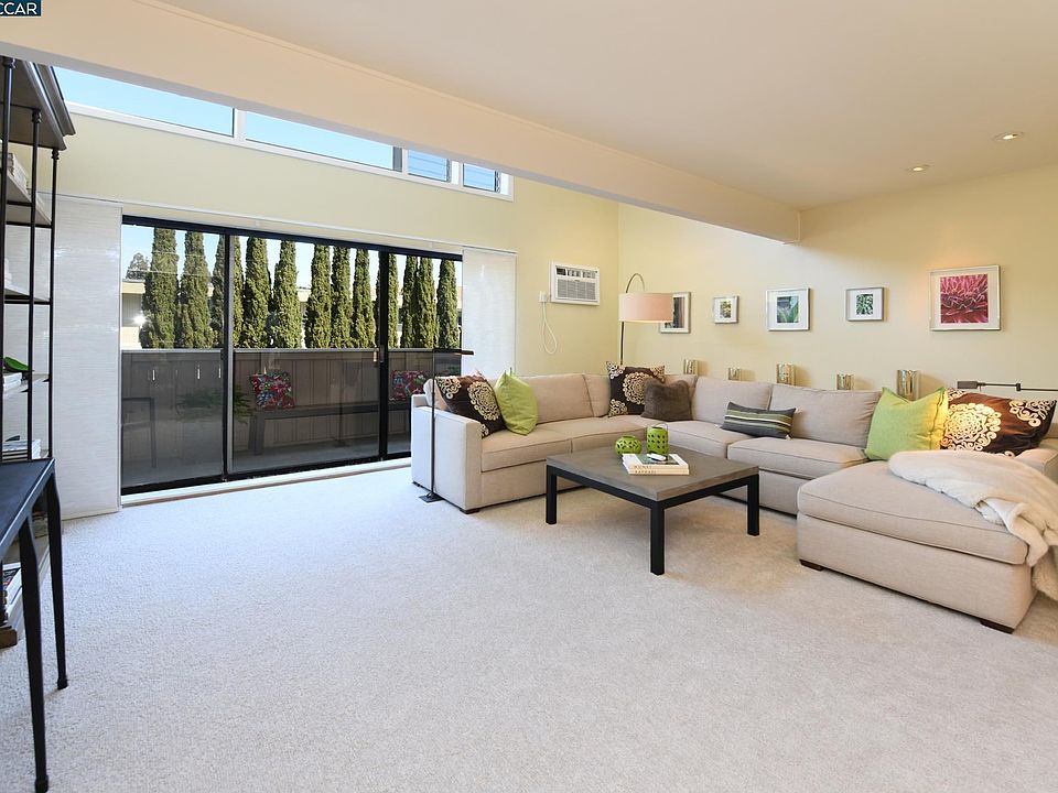 1st image of 2133 Donald Dr APT 4