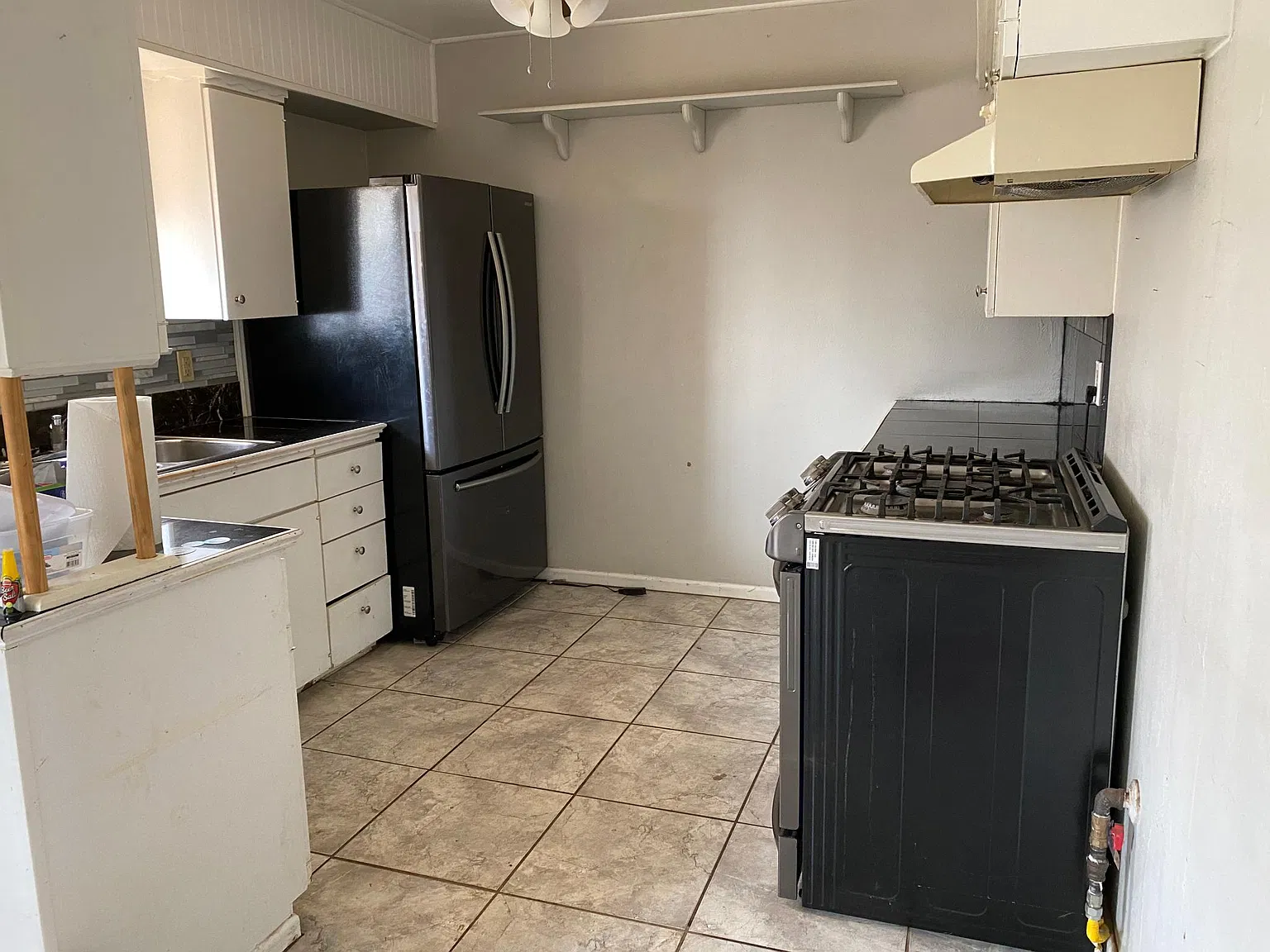4615 Storey Ave — Photo 3