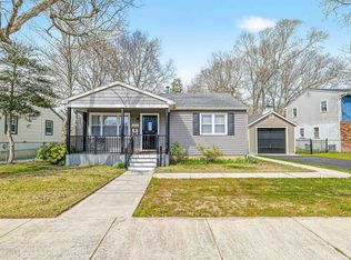 521 W New York Ave, Somers Point, NJ 08244