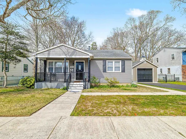 521 W New York Ave, Somers Point, NJ 08244
