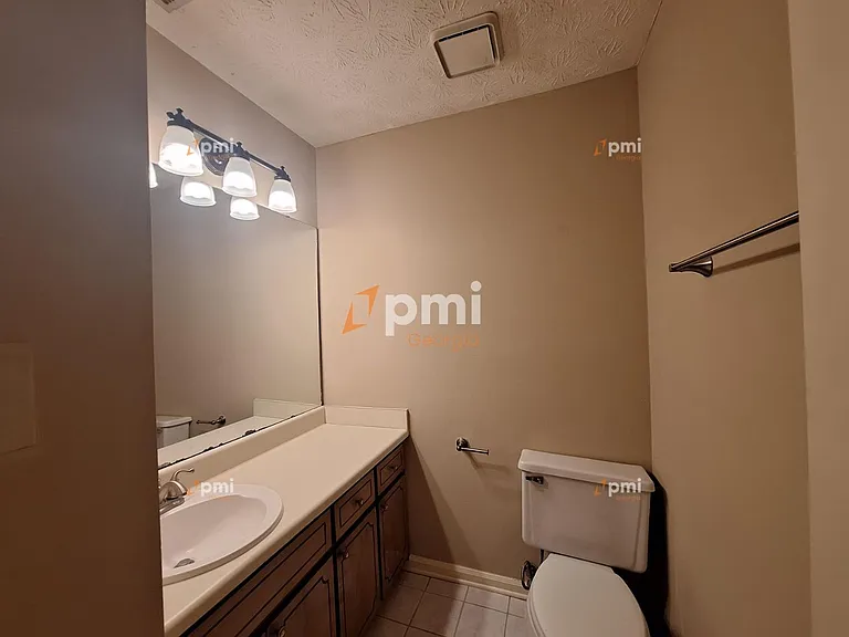 160 Braelinn Cts — Photo 13