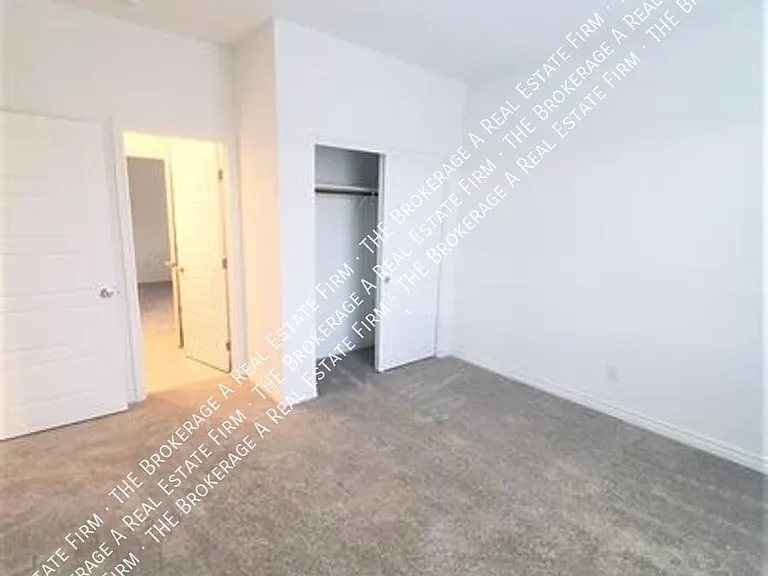 6858 Greensmen Ave — Photo 10