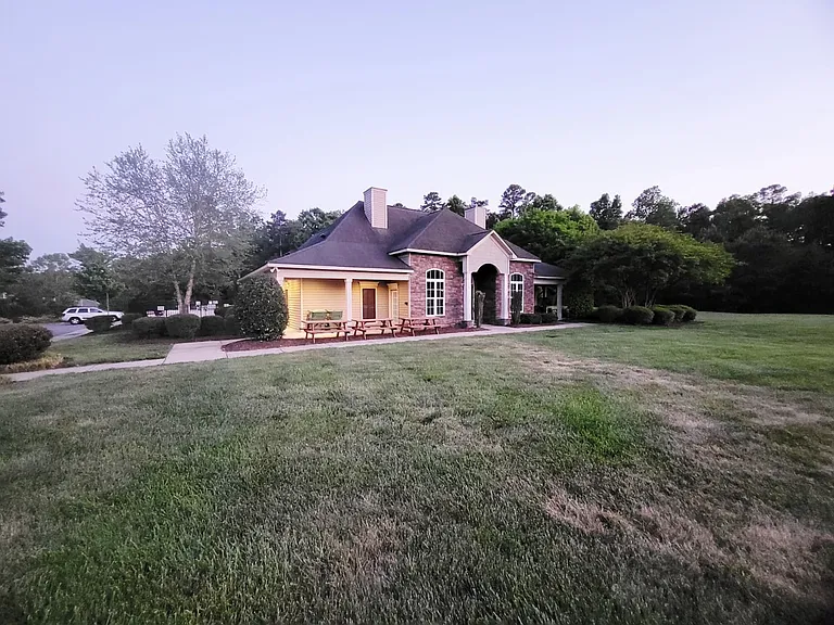 366 Crandon Rd — Photo 24