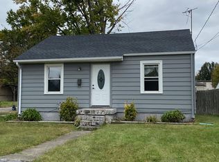 1000 Navaho Pl, Louisville, KY 40215