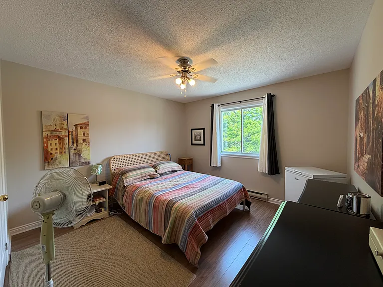 25 Ferris St — Photo 4