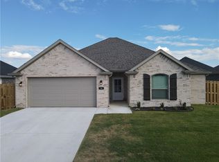 263 W Tyler Rd, Farmington, AR 72730