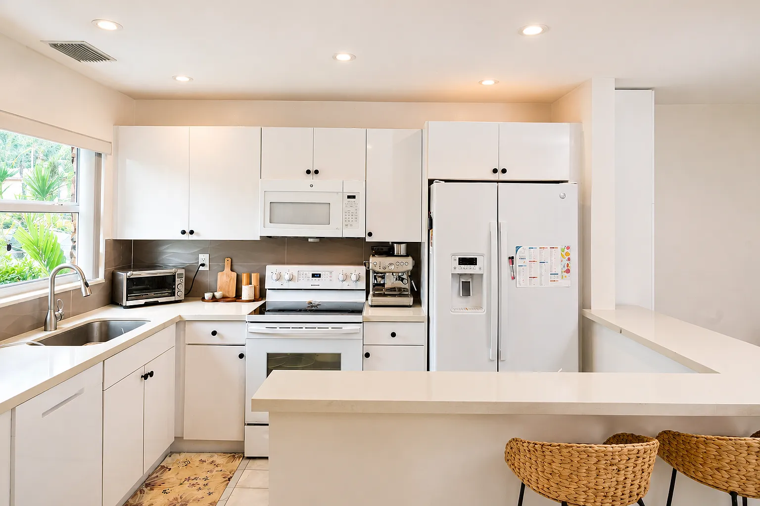 2 bed, 1.5 bath, 1024 sqft, $2,650 — Photo 3