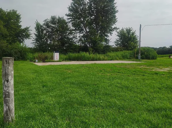24196 E County Highway 27, Canton, IL 61520