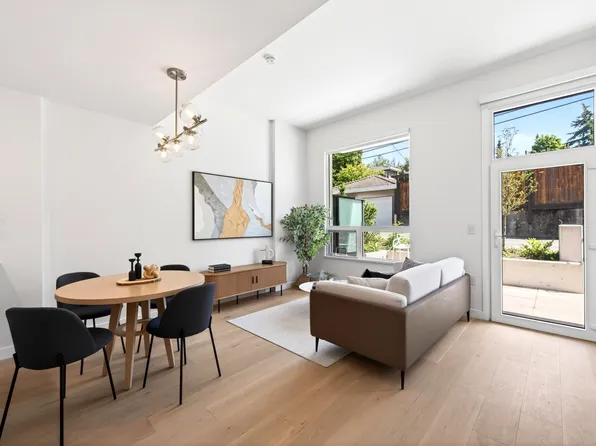 5212 Cambie St #108, Vancouver, BC V5Z 3B2