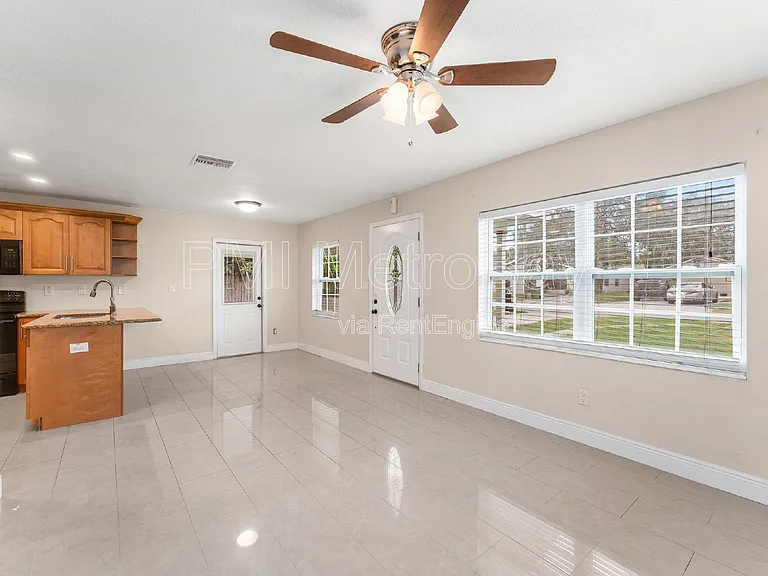 4312 W Nassau St — Photo 4