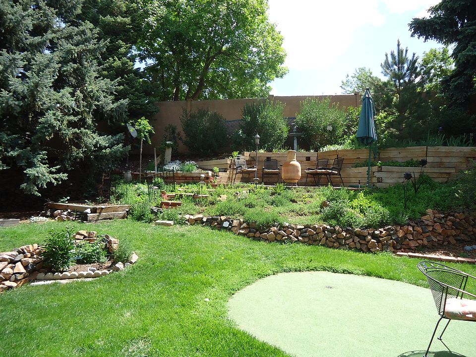 2nd image of 6546 S Poplar Ct