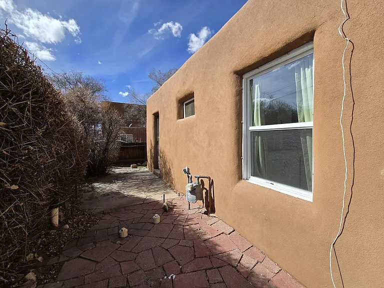 739 Montez Pl — Photo 13