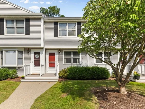 162 Oak St APT 9, Taunton, MA 02780