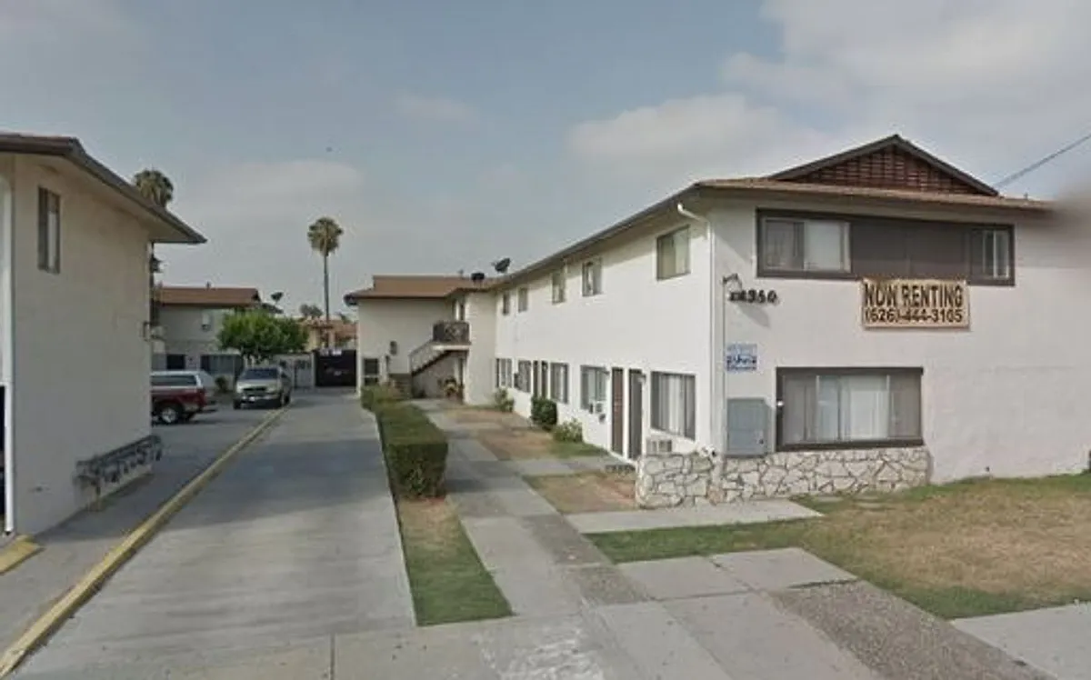 Building Photo - 12350 Deana St
