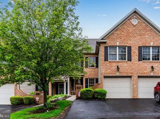 5035 Mendenhall Dr, Mechanicsburg, PA 17050
