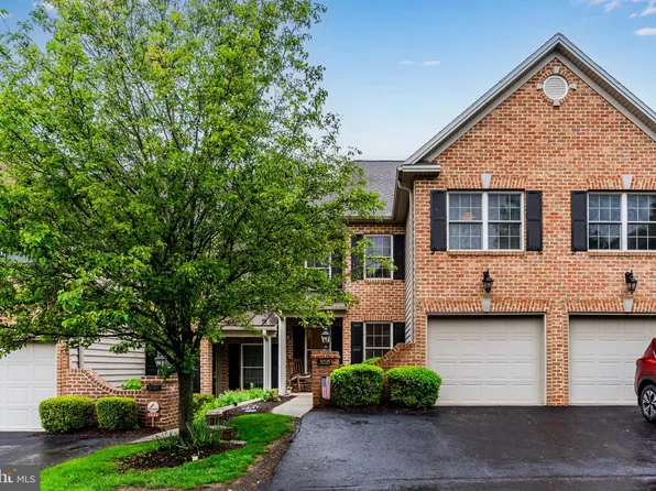 5035 Mendenhall Dr, Mechanicsburg, PA 17050