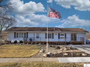 206 N 11th St, Fort Calhoun, NE 68023