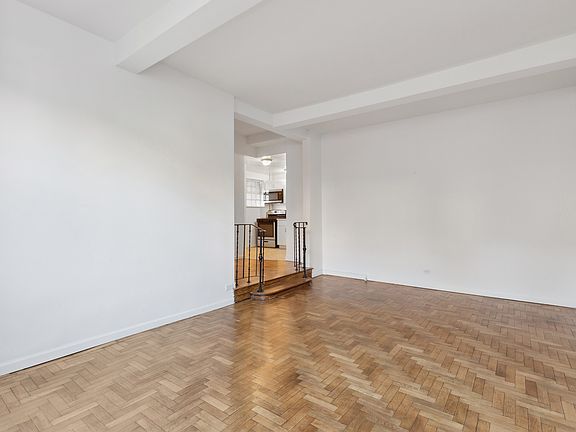 4th image of 75 Park Ter E APT D10