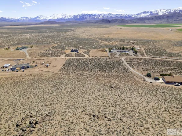 4235 Kyle Dr, Wellington, NV 89444