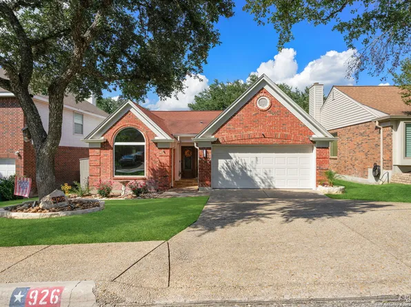 926 Amberstone Dr, San Antonio, TX 78258