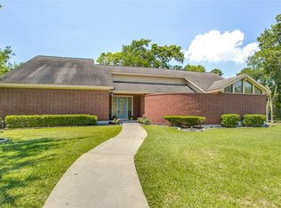 602 Sandy Ln, La Porte, TX 77571