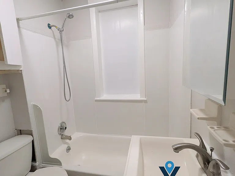 5 Adams St #2A — Photo 4
