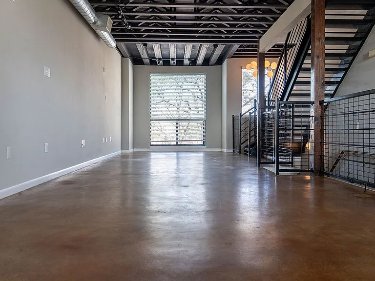 310 S Jensen Dr — Photo 12