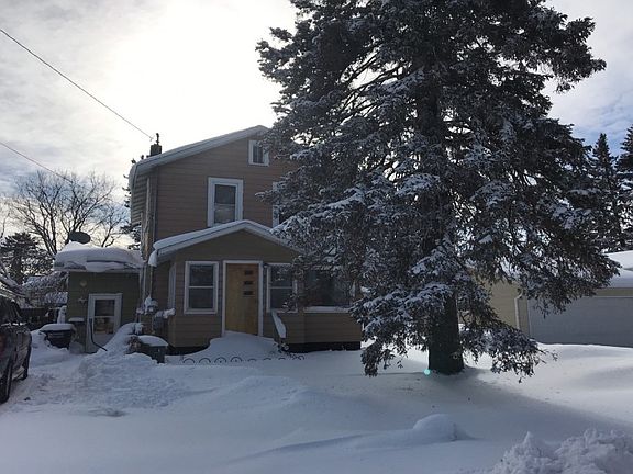 3rd image of 821 Celia St